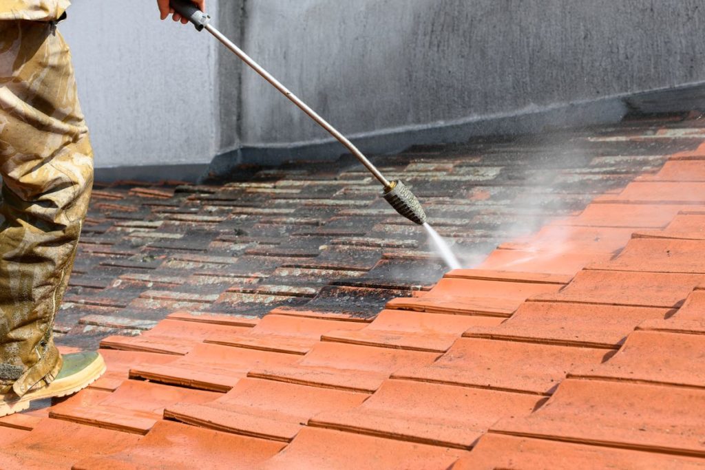 Roof Cleaning Central Queensland